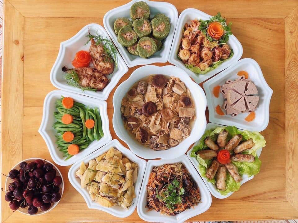 10인용 순백 태양꽃 무늬 바트짱 고급 식기 세트