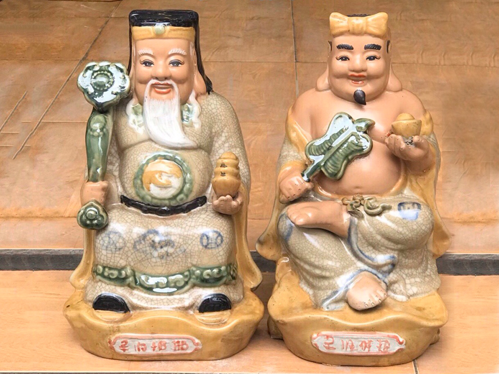 30cm 황금 받침 토지신 도자기 벽장 및 실내 장식