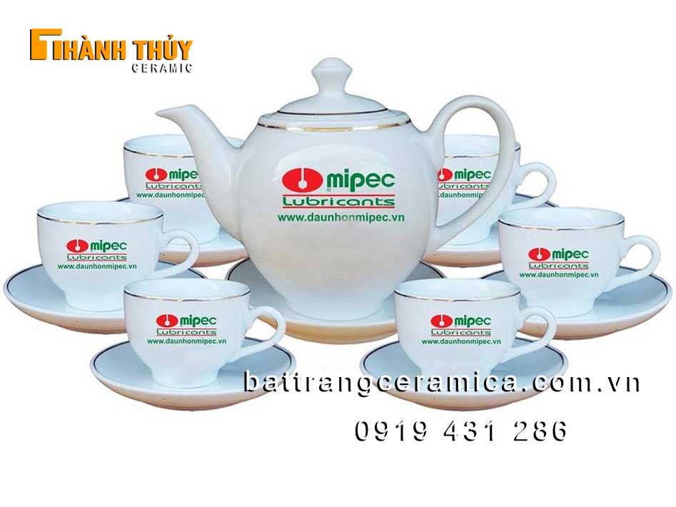 Quà tặng gốm sứ ấm chén Bát Tràng in logo độc đáo sang trọng