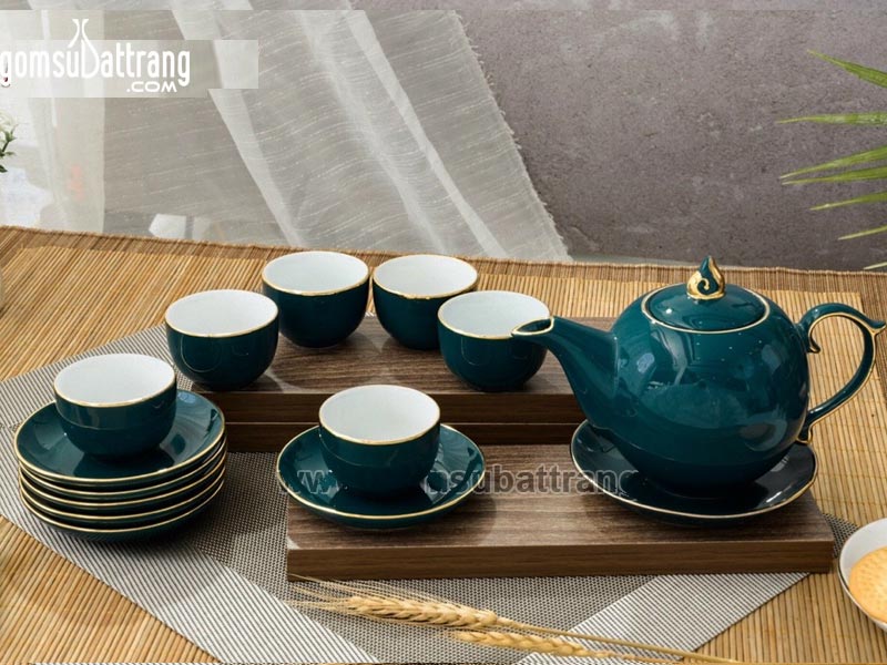 Bộ ấm chén vàng kim thuận buồm xuôi gió sang trọng, quà tặng giá tốt Bộ ấm chén vàng kim thuận buồm xuôi gió sang trọng, quà tặng giá tốt